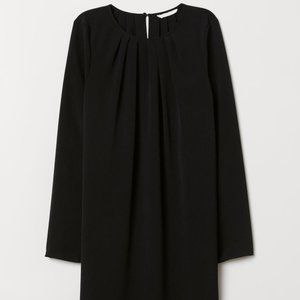 H&M Black long-sleeve dress